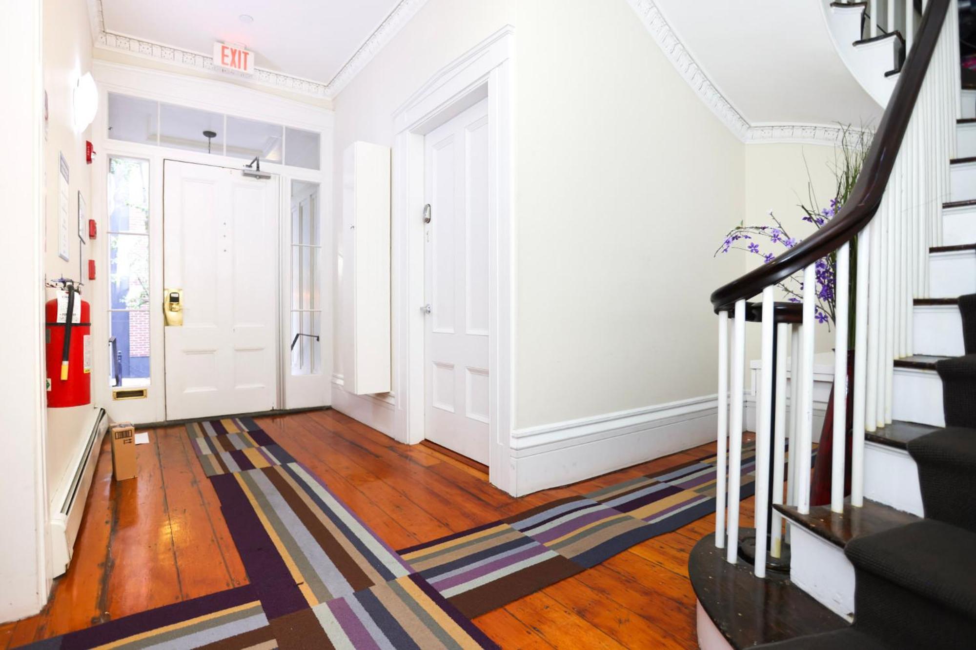 Charming & Stylish Studio On Beacon Hill #12 Бостон Экстерьер фото